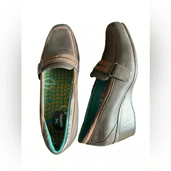 Aetrex Genuine Leather women’s Shoes Size 7.5 - Picture 3 of 9